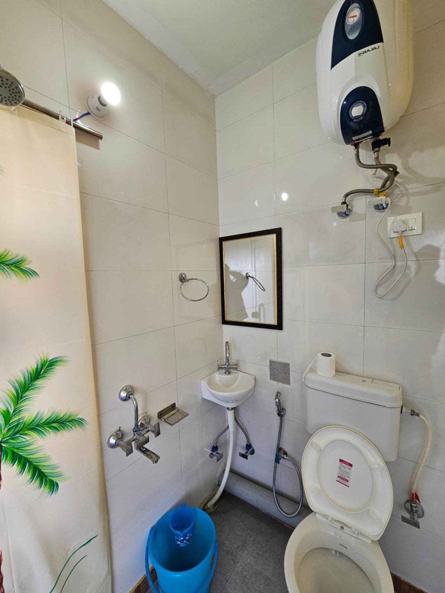 Dadi Homestay 360 Mountain View Bīr Екстериор снимка